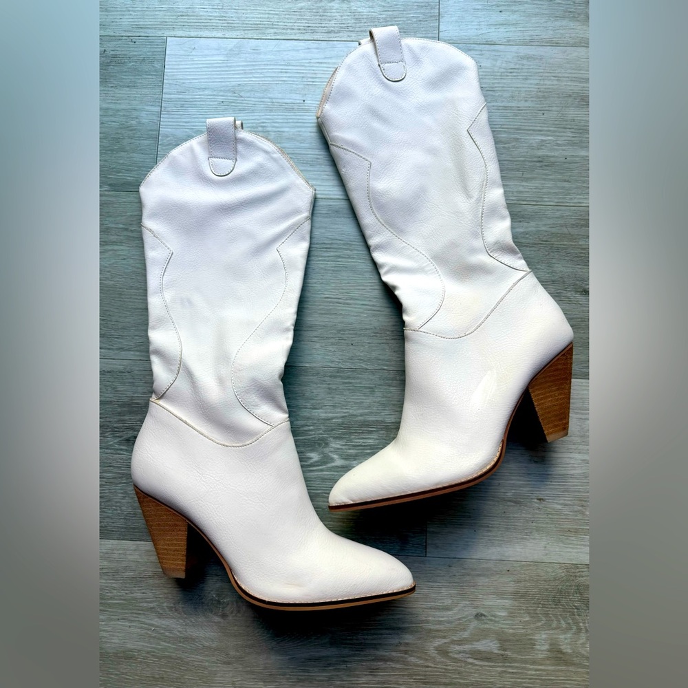 Vici White Western Boots Size 10 BNWB